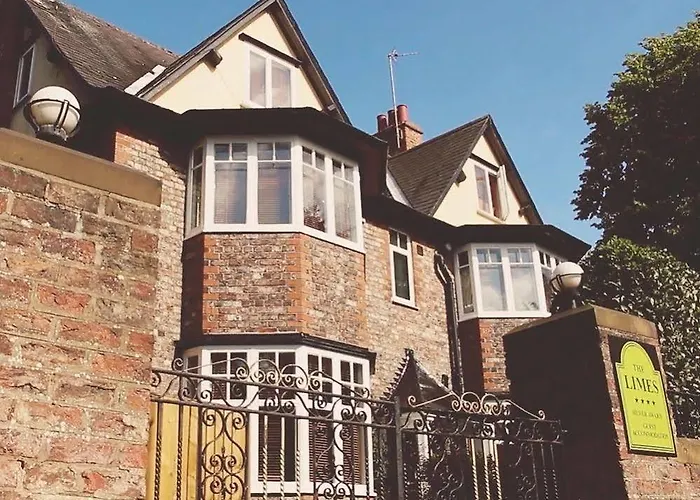 بيت ضيافة The Limes